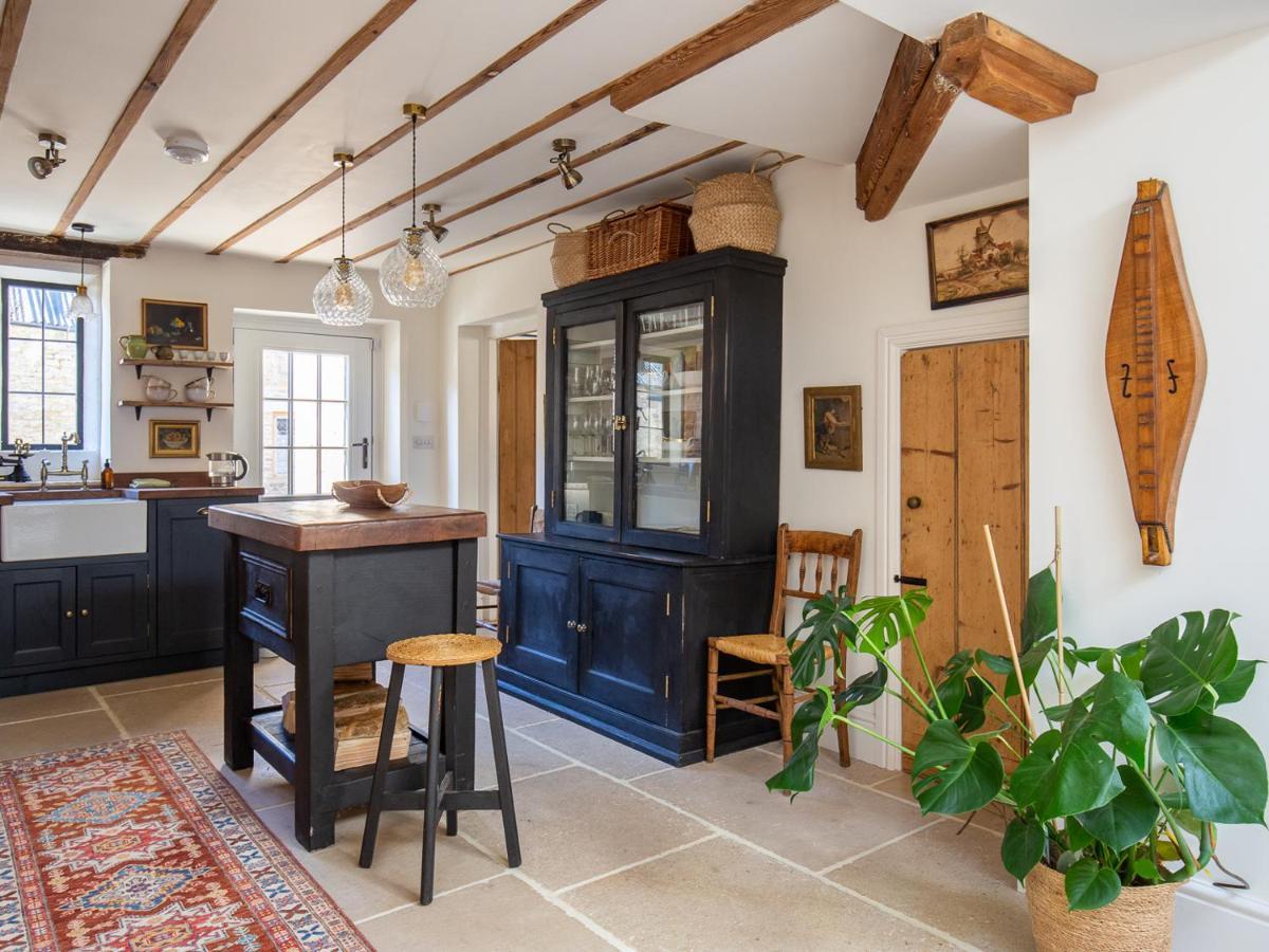 Little Oakley Cottage Sandford St Martin Екстер'єр фото